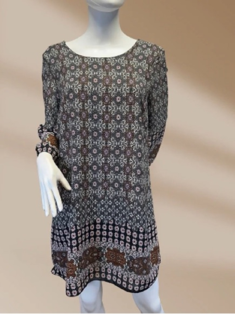 Bohemian Print Long-Sleeve Shift Dress - Gray Multi